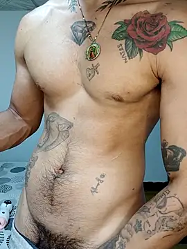 Snapshot of Niick01_ chatting on October 2025 03:52:02 AM Niick01 online show from October 2025 03:52:02 AM