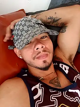 Snapshot of Niick01_ chatting on November 2025 04:29:01 PM Niick01 online show from November 2025 04:29:01 PM