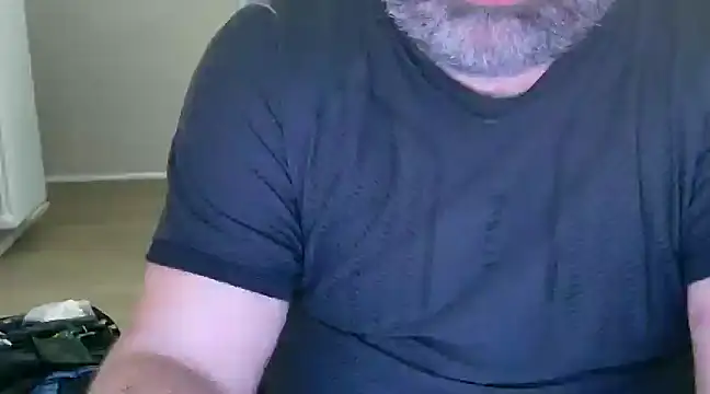 Snapshot of fuocovivo4 chatting on March 2025 05:28:02 PM fuocovivo4 online show from March 2025 05:28:02 PM