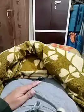 Snapshot of Hot_funky_boy chatting on February 2025 05:09:01 PM Hot funky boy online show from February 2025 05:09:01 PM