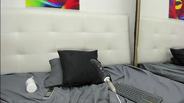 michell78sexy online show from February 2025 06:19:01 AM