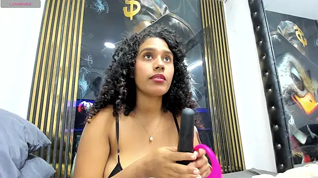 Snapshot of michell78sexy chatting on July 2026 03:24:02 AM michell78sexy online show from July 2026 03:24:02 AM