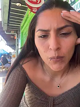 Sofiadelacruz online show from March 2026 05:50:02 PM