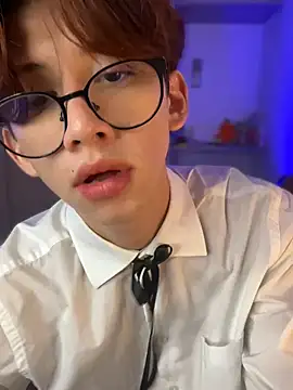 Snapshot of jacob_and_sam chatting on November 2025 01:58:02 PM jacob and sam online show from November 2025 01:58:02 PM