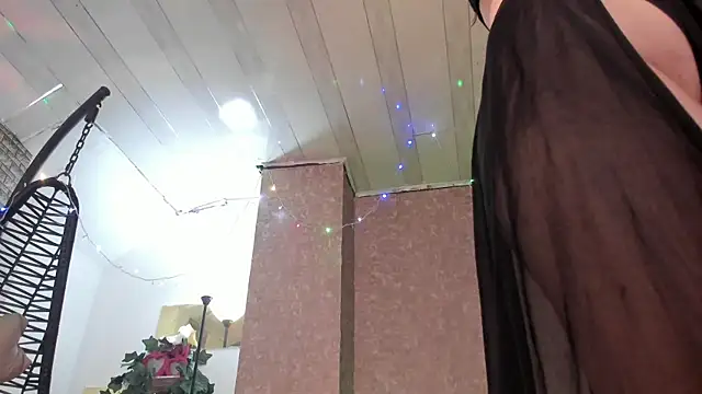 Snapshot of FelicitaSweet chatting on February 2025 10:39:02 PM FelicitaSweet online show from February 2025 10:39:02 PM