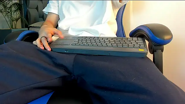 roan birkin online show from November 2025 07:12:01 PM