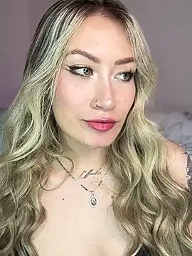 Snapshot of Lally_Valencia__ chatting on February 2025 07:10:01 AM Lally Valencia   online show from February 2025 07:10:01 AM
