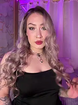 Lally Valencia   online show from April 2026 06:46:01 AM