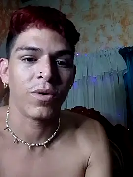 Snapshot of duquehotvoy chatting on January 2025 08:42:01 PM duquehotvoy online show from January 2025 08:42:01 PM