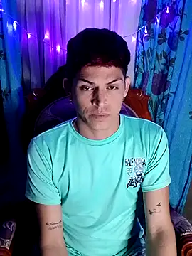 Snapshot of duquehotvoy chatting on February 2025 03:51:01 AM duquehotvoy online show from February 2025 03:51:01 AM