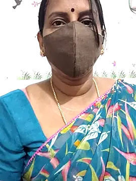 Snapshot of Tamil_Meera12 chatting on June 2026 05:17:02 PM Tamil Meera12 online show from June 2026 05:17:02 PM