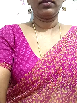 Snapshot of Tamil_Meera12 chatting on July 2026 03:42:02 AM Tamil Meera12 online show from July 2026 03:42:02 AM