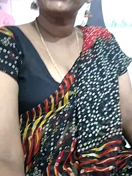 Snapshot of Tamil_Meera12 chatting on July 2026 04:49:02 AM Tamil Meera12 online show from July 2026 04:49:02 AM