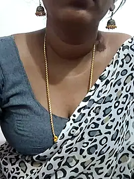 Snapshot of Tamil_Meera12 chatting on July 2026 05:01:01 AM Tamil Meera12 online show from July 2026 05:01:01 AM