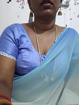 Snapshot of Tamil_Meera12 chatting on July 2026 02:39:01 AM Tamil Meera12 online show from July 2026 02:39:01 AM
