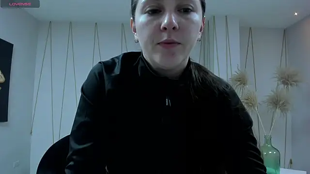 Snapshot of BeccaBaxter chatting on June 2026 11:58:01 AM BeccaBaxter online show from June 2026 11:58:01 AM