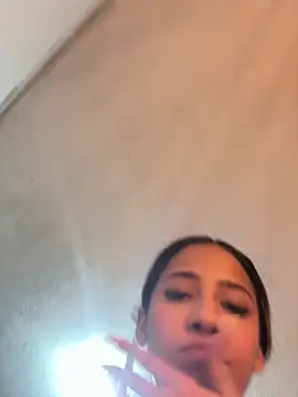 vicky bass online show from October 2025 10:53:02 PM