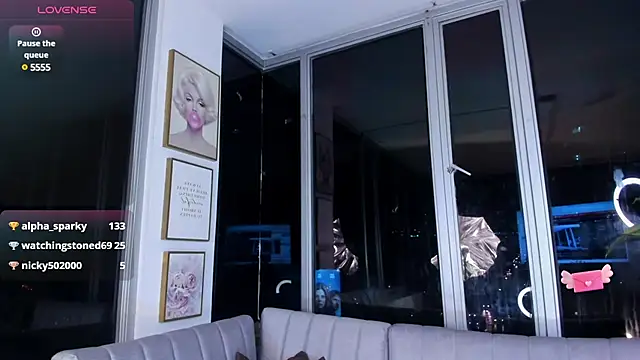 Daphne chers online show from March 2025 02:04:01 AM