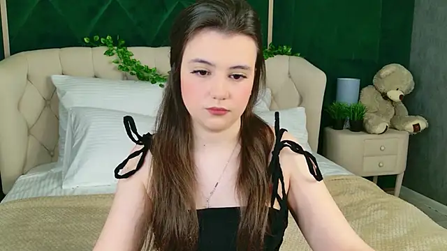 Pauline Heaven online show from February 2026 05:50:02 AM