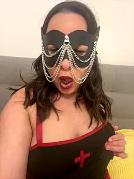 laarti online show from November 2025 12:49:01 PM