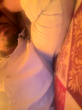 Snapshot of Loveinsync chatting on November 2025 09:52:02 AM Loveinsync online show from November 2025 09:52:02 AM