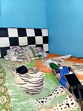 DivinaTransStrella online show from September 2025 06:09:01 PM