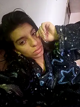 Ariell Kieran online show from November 2025 01:36:01 PM