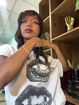 Gigi Strawberry online show from February 2026 04:34:02 AM