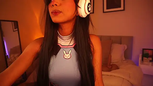 Gigi Strawberry online show from April 2026 05:40:01 AM