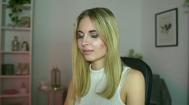 Snapshot of catecrago_ chatting on February 2025 05:10:02 PM catecrago online show from February 2025 05:10:02 PM