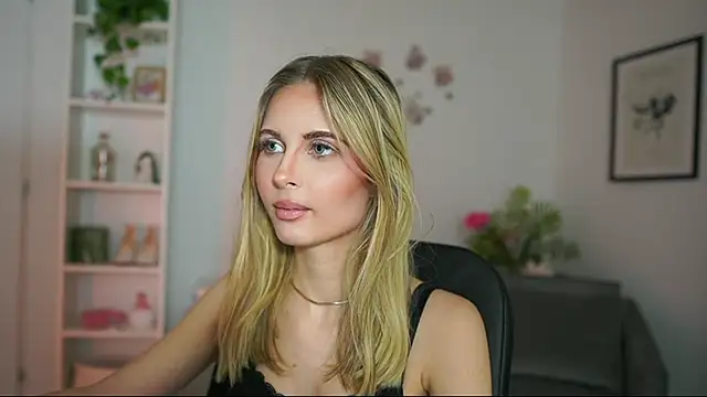 Snapshot of catecrago_ chatting on February 2025 02:00:01 PM catecrago online show from February 2025 02:00:01 PM