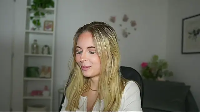 Snapshot of catecrago_ chatting on February 2025 11:58:01 AM catecrago online show from February 2025 11:58:01 AM