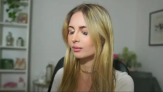 Snapshot of catecrago_ chatting on March 2025 01:57:02 PM catecrago online show from March 2025 01:57:02 PM