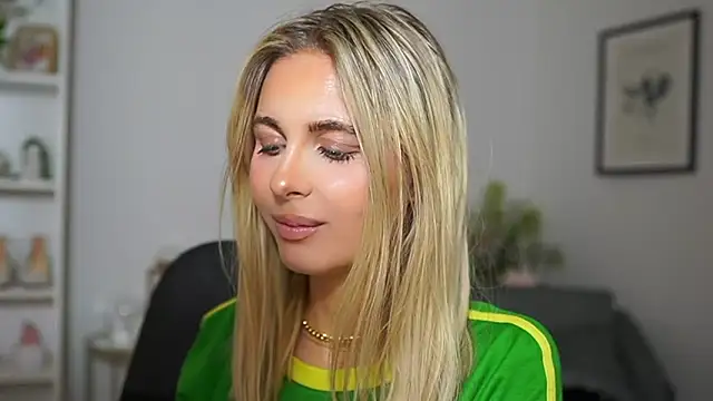 Snapshot of catecrago_ chatting on March 2025 05:21:01 PM catecrago online show from March 2025 05:21:01 PM