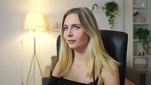 Snapshot of catecrago_ chatting on November 2025 01:55:02 PM catecrago online show from November 2025 01:55:02 PM