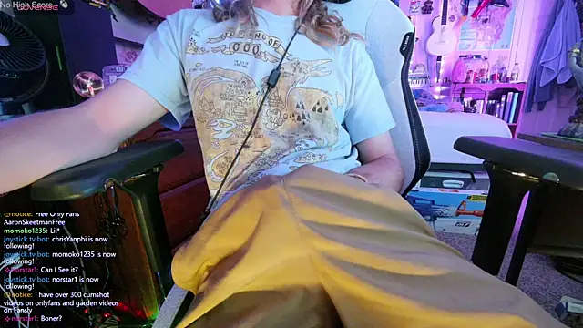 AaronSkeetman online show from July 2026 04:53:02 AM