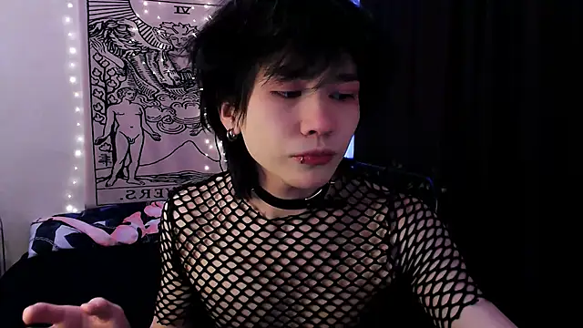 Snapshot of rennnuts chatting on March 2025 09:56:01 AM rennnuts online show from March 2025 09:56:01 AM