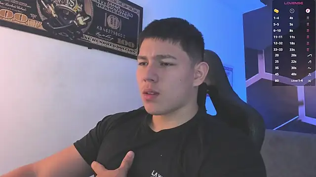 JamesCr  online show from September 2025 12:16:01 PM