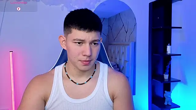 JamesCr  online show from July 2026 12:20:02 PM