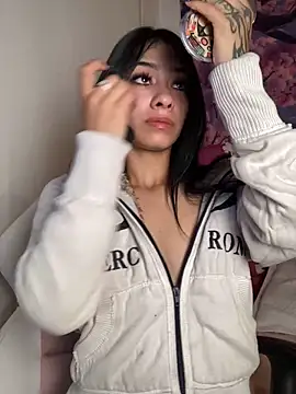 Snapshot of TayylorSexx chatting on March 2025 04:35:01 AM TayylorSexx online show from March 2025 04:35:01 AM