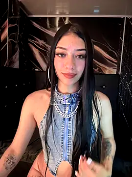 Snapshot of TayylorSexx chatting on November 2025 02:54:01 AM TayylorSexx online show from November 2025 02:54:01 AM