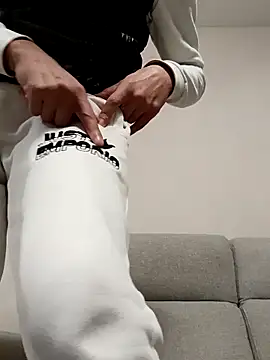 ANGELSANTAMARIA- online show from December 2025 04:27:01 PM