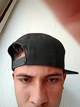 Snapshot of Alejandr420 chatting on March 2026 04:56:02 PM Alejandr420 online show from March 2026 04:56:02 PM