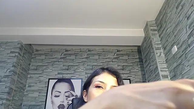 renata russo b online show from February 2025 11:20:01 PM