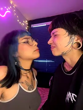 Snapshot of mavimist__ chatting on October 2025 10:25:02 PM mavimist online show from October 2025 10:25:02 PM