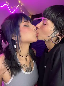 Snapshot of mavimist__ chatting on December 2025 02:06:01 AM mavimist online show from December 2025 02:06:01 AM