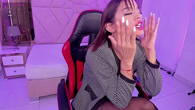 PamelaAddams  online show from January 2026 05:11:02 AM