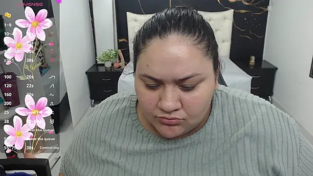 Snapshot of Aaliyah11 chatting on March 2025 02:24:02 AM Aaliyah11 online show from March 2025 02:24:02 AM