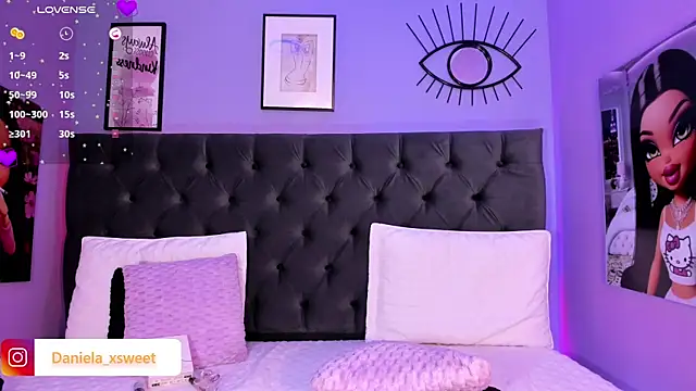 Snapshot of Danielaangelina chatting on February 2025 08:27:02 AM Danielaangelina online show from February 2025 08:27:02 AM