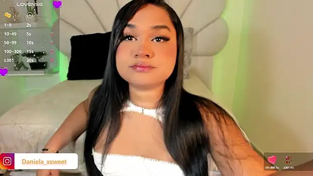 Snapshot of Danielaangelina chatting on September 2025 05:44:01 AM Danielaangelina online show from September 2025 05:44:01 AM